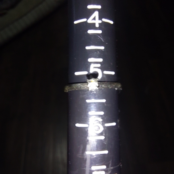 10K P white gold genuine diamond ring, size 5.25 - Picture 5 of 8